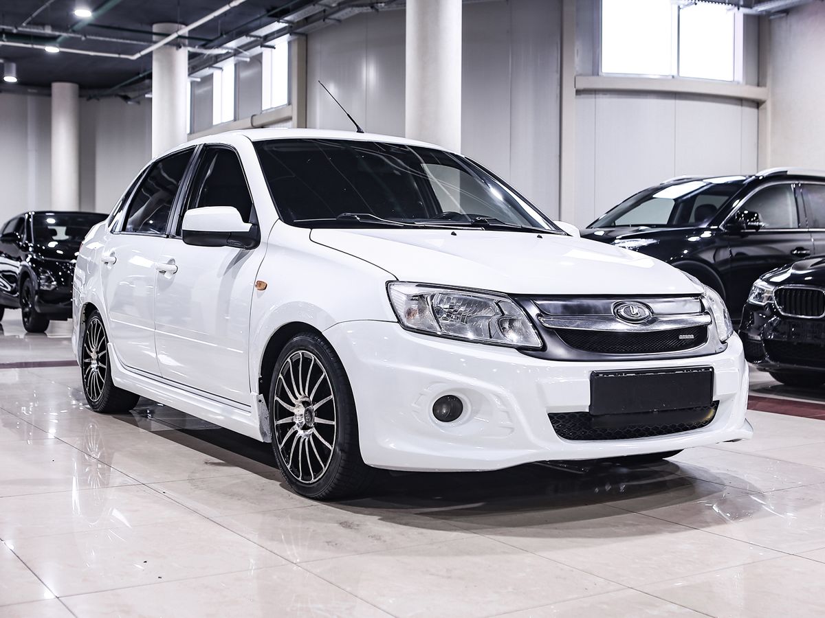 Купить Granta с пробегом