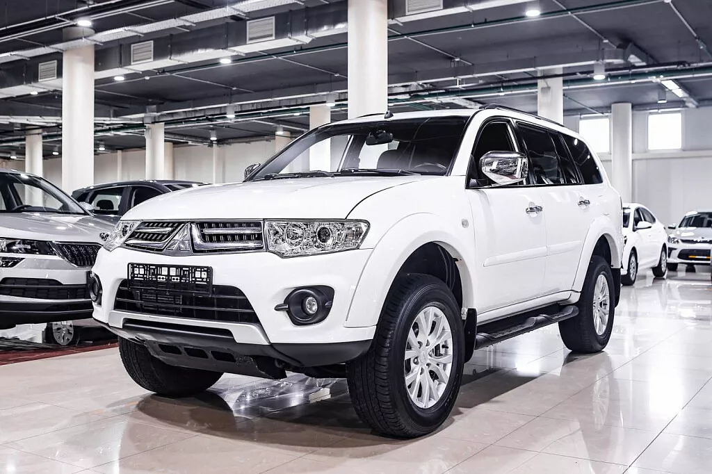 Купить Pajero Sport с пробегом