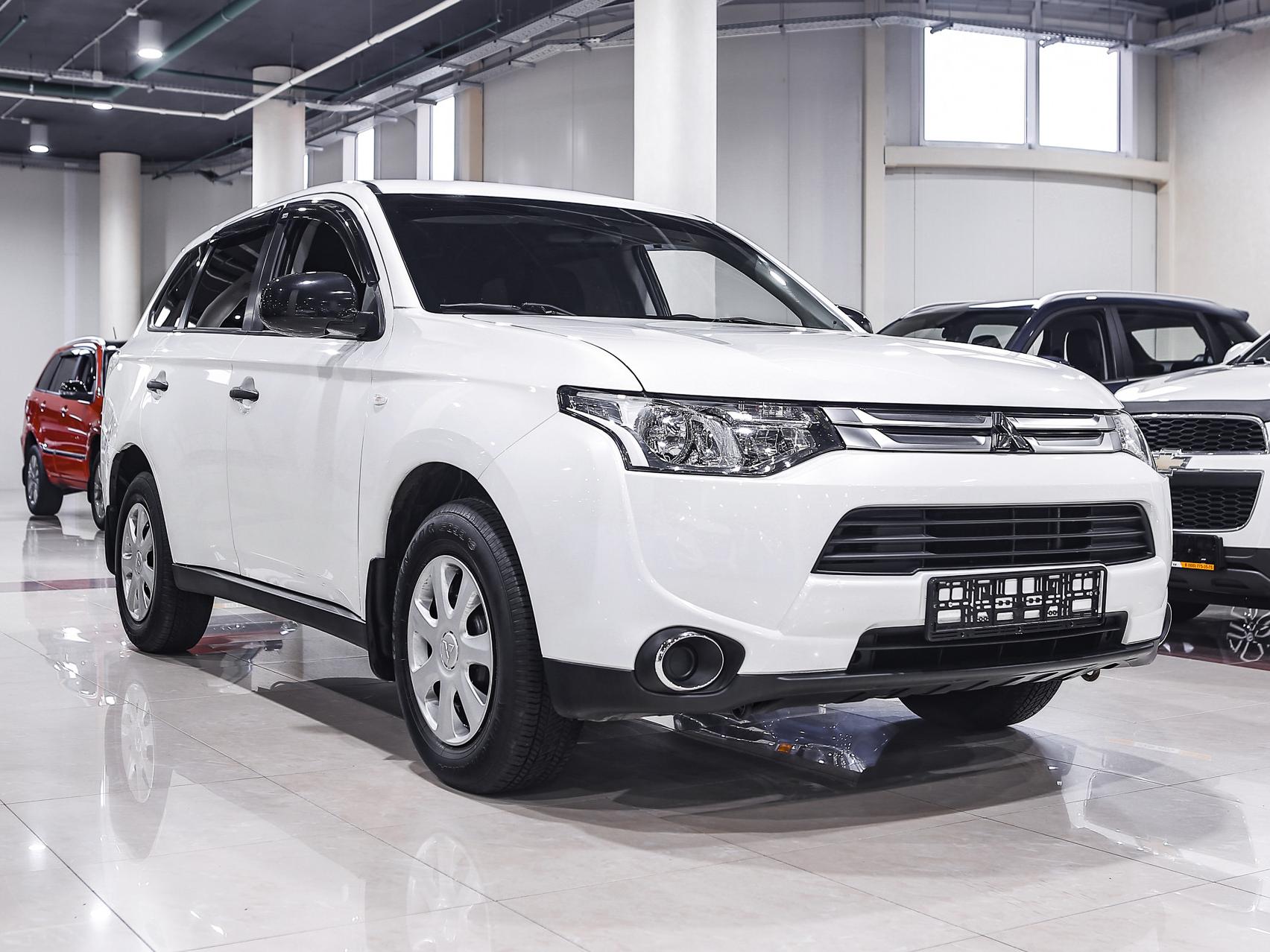 Купить Outlander с пробегом