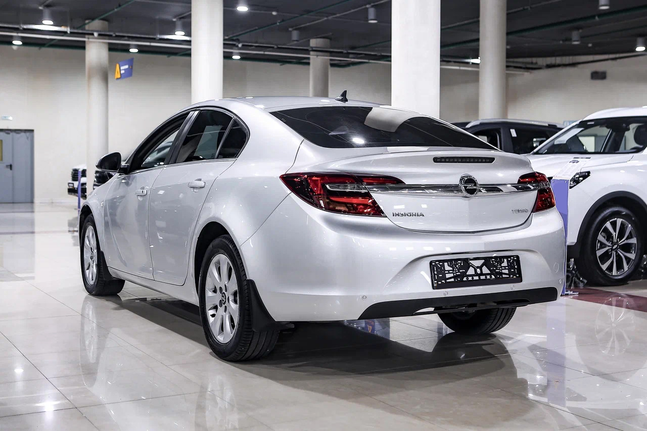 Купить Insignia с пробегом